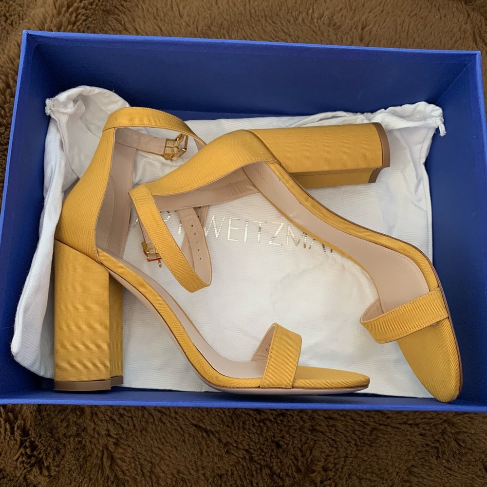 Stuart Weitzman 105Lessnudist - size 8 - Mustard/ocre.